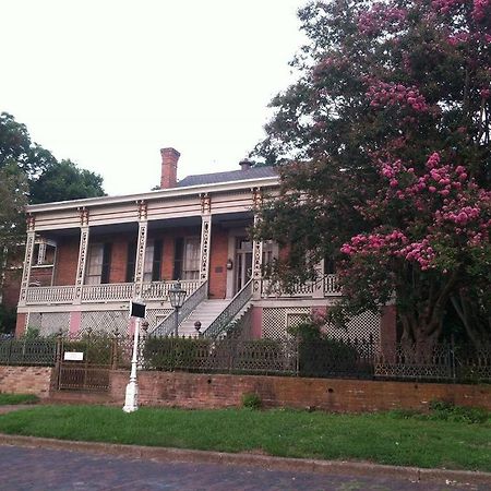 Corners Mansion Inn - A Bed And Breakfast Vicksburg Exterior photo